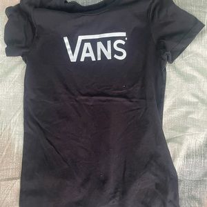 VANS BLACK TSHIRT